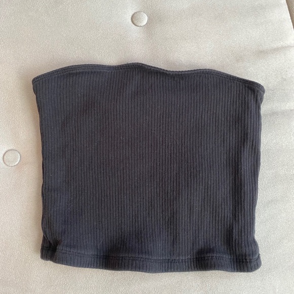Hollister Tops - black ribbed tube top